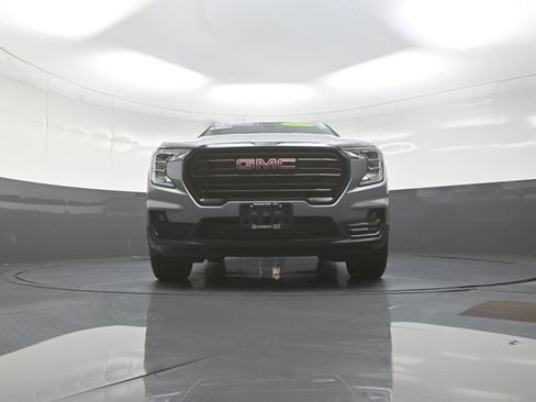 Used 2024 GMC Terrain SLT w/ Elevation Edition AWD/4WD image 10