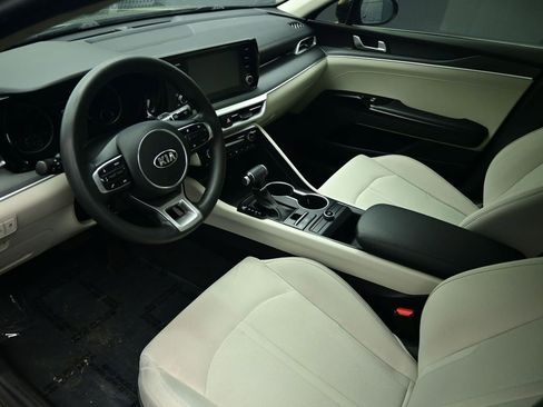 Used 2021 Kia K5 LXS image 51