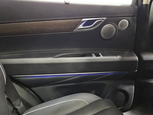 Used 2025 Genesis GV80 3.5T Advanced image 13