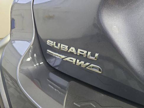 Certified 2024 Subaru Crosstrek 2.0i Premium image 17