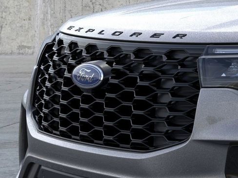 New 2026 Ford Explorer ST-Line w/ ST-Line Street Pack image 19