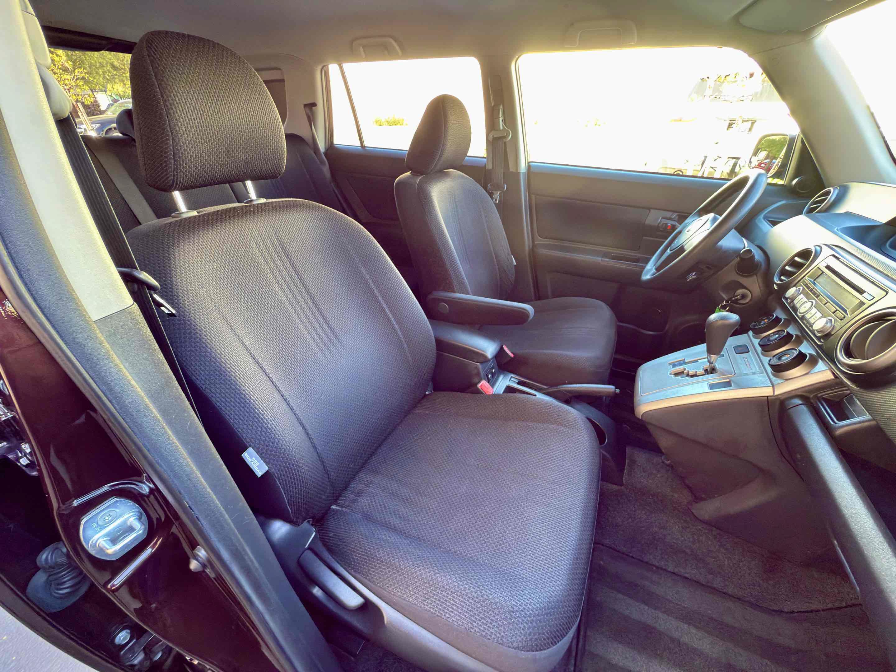 Used 2008 Scion xB FWD image 36