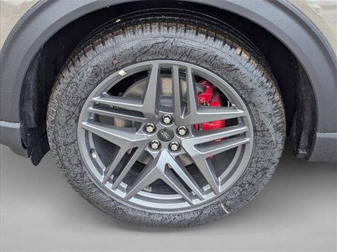 New 2026 Ford Explorer ST w/ Sun And Sound Package image 9