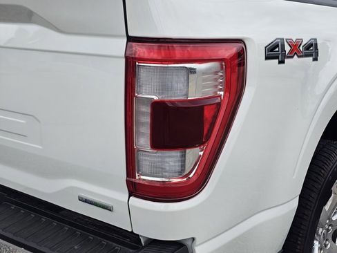 Used 2022 Ford F150 Lariat w/ Equipment Group 502A High AWD/4WD image 10