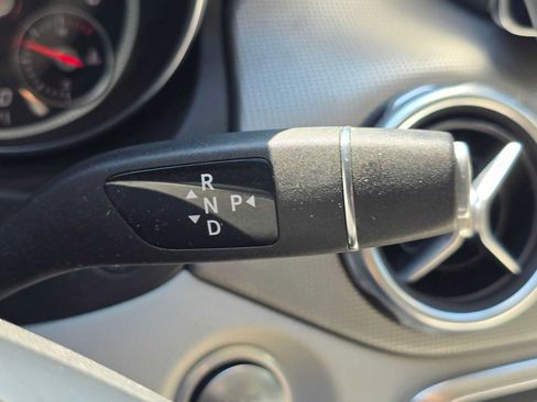 Used 2020 Mercedes-Benz GLA 250 4MATIC image 29