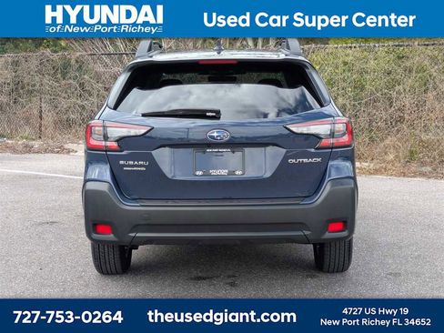 Used 2025 Subaru Outback Premium image 4