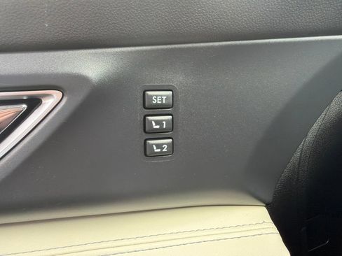 Used 2019 Subaru Ascent Limited AWD/4WD image 43