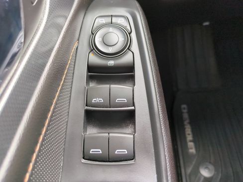 Used 2018 Chevrolet Traverse Premier FWD image 24