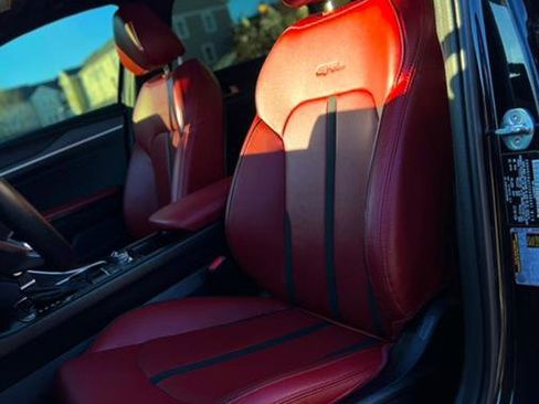 Used 2023 Kia K5 GT-Line image 15