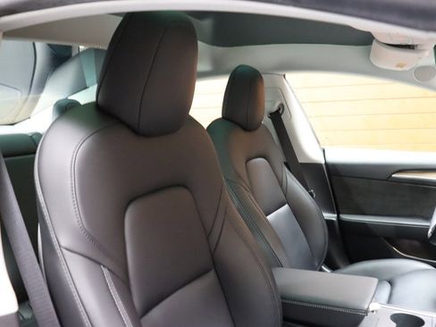 Used 2023 Tesla Model 3 Performance image 62