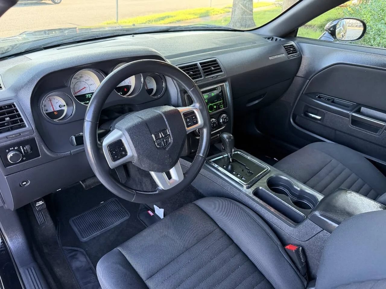Used 2013 Dodge Challenger SXT RWD image 18