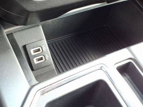 Used 2019 Ford F150 XLT w/ Equipment Group 302A Luxury AWD/4WD image 25