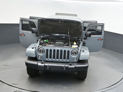 Used 2015 Jeep Wrangler Unlimited Rubicon w/ Connectivity Group image 52
