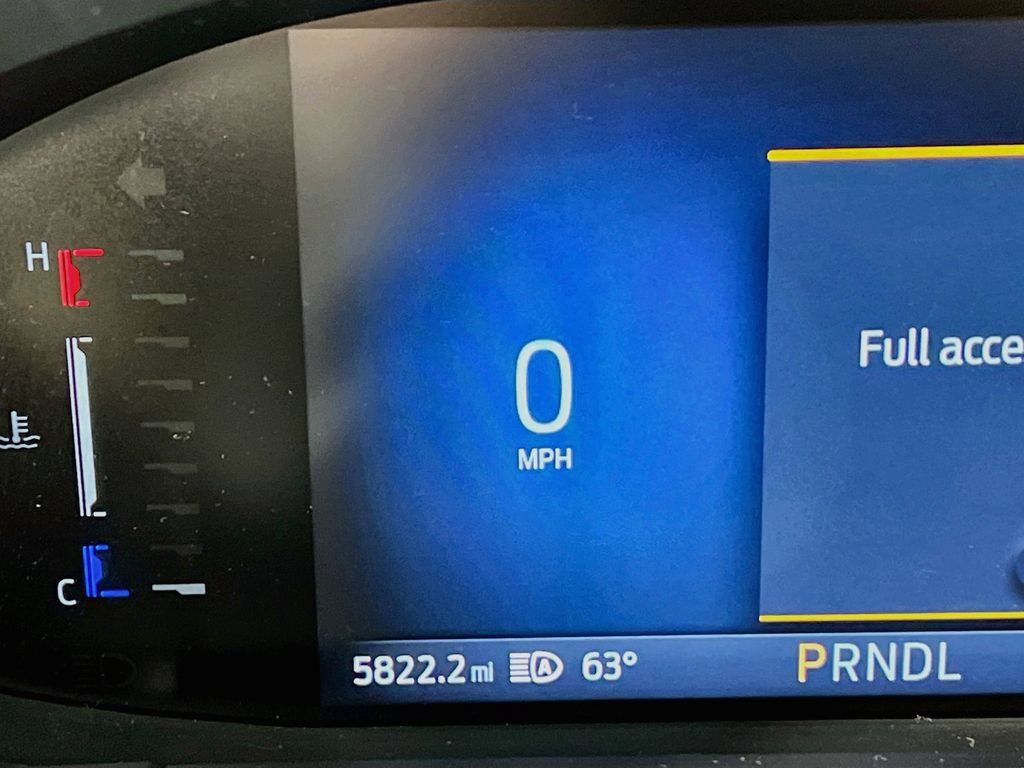 Used 2025 Ford Escape Active AWD/4WD image 11