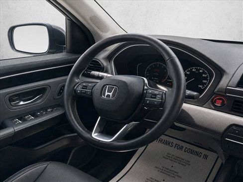 Used 2025 Honda Pilot EX-L image 22
