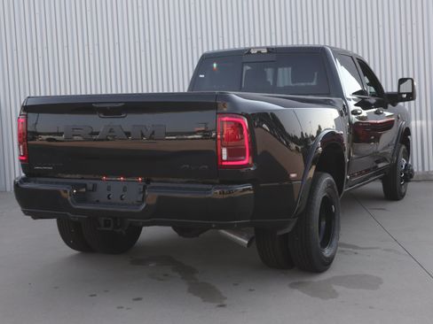New 2026 RAM 3500 Limited AWD/4WD image 6