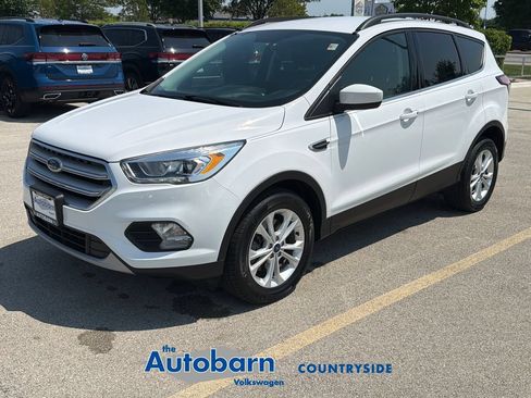 Used 2018 Ford Escape SEL AWD/4WD image 3