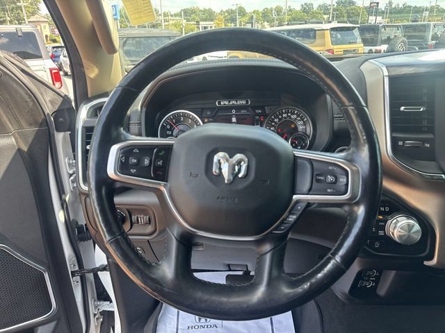 Used 2019 RAM 1500 Laramie AWD/4WD image 15