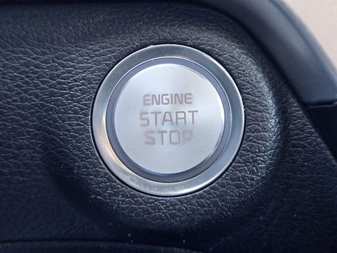 Used 2024 Kia Telluride S w/ S Sunroof Package image 24