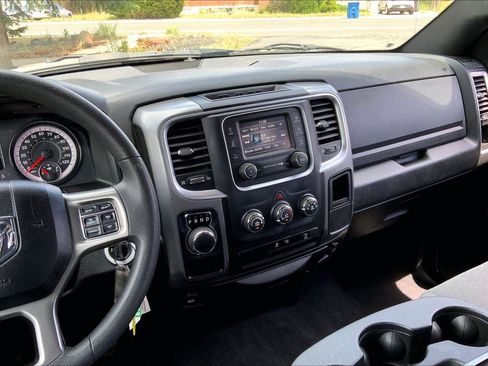 Certified 2024 RAM 1500 Classic Warlock RWD image 6