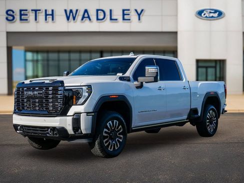 Used 2025 GMC Sierra 3500 Denali Ultimate AWD/4WD image 46