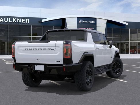 New 2026 GMC Hummer EV 4x4 Crew Cab image 4