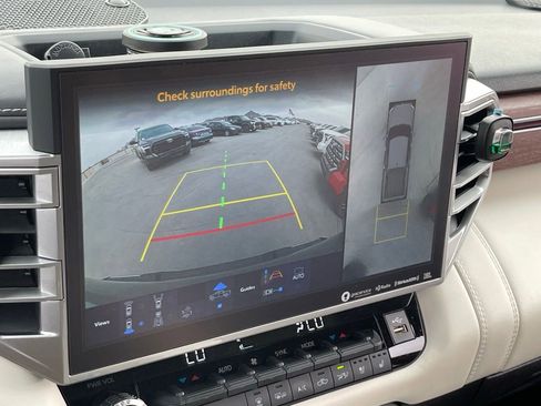 Used 2024 Toyota Tundra Capstone image 7