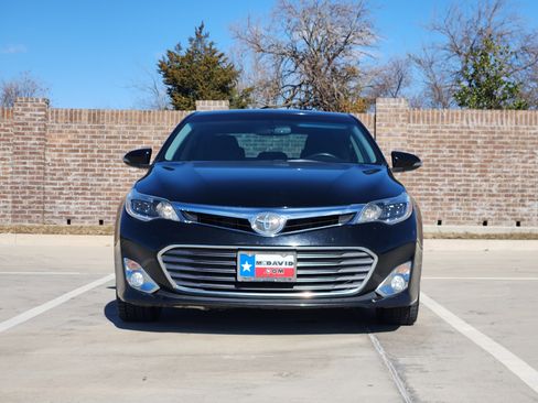 Used 2013 Toyota Avalon XLE image 2