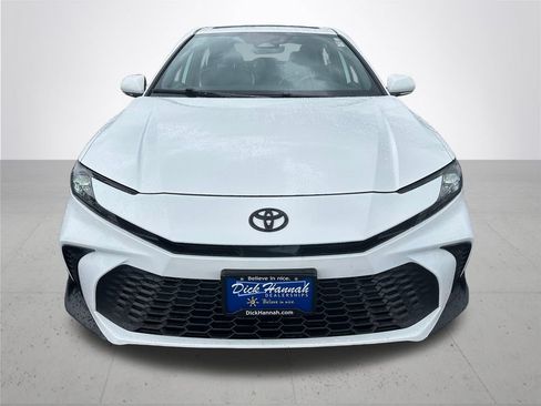 Certified 2025 Toyota Camry SE w/ Convenience Package AWD/4WD image 3