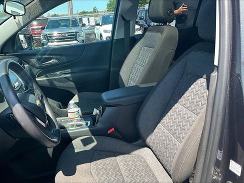 Used 2022 Chevrolet Equinox LT FWD image 23