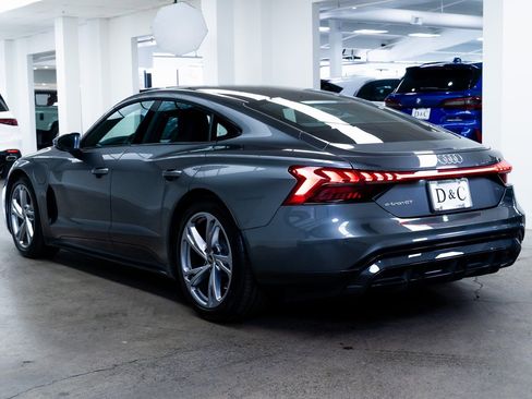 Used 2023 Audi e-tron GT Premium Plus image 4