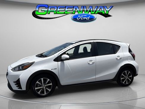 Used 2018 Toyota Prius C Two FWD image 1