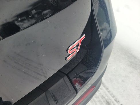 New 2026 Ford Explorer ST w/ Sun And Sound Package image 9