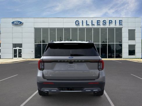 New 2026 Ford Explorer Active image 5