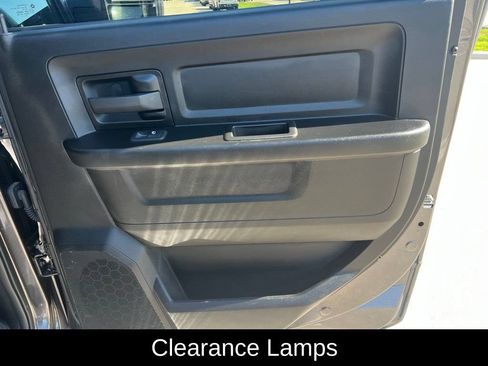Used 2024 RAM 2500 Tradesman w/ Chrome Appearance Group AWD/4WD image 26