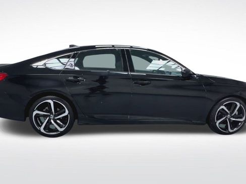Used 2022 Honda Accord Sport image 9