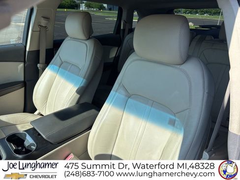 Used 2016 Lincoln MKX Reserve w/ Luxury Package FWD image 14