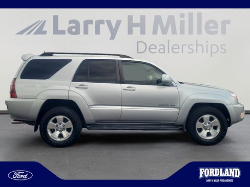 Used 2005 Toyota 4Runner Limited AWD/4WD image 6