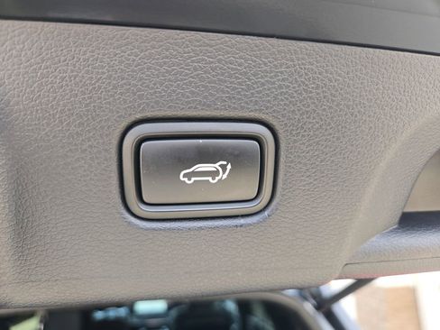 Used 2024 Hyundai Palisade Calligraphy image 32