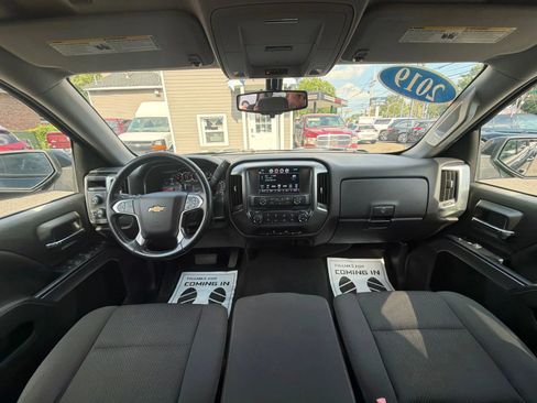 Used 2019 Chevrolet Silverado 1500 LT AWD/4WD image 23