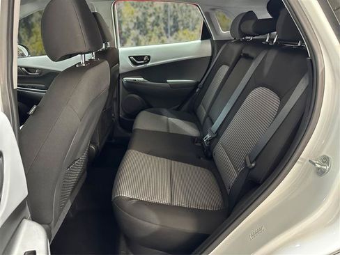 Used 2019 Hyundai Kona SE AWD/4WD image 10
