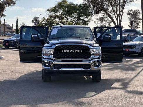 Used 2024 RAM 2500 Big Horn w/ Level 2 Equipment Group AWD/4WD image 29
