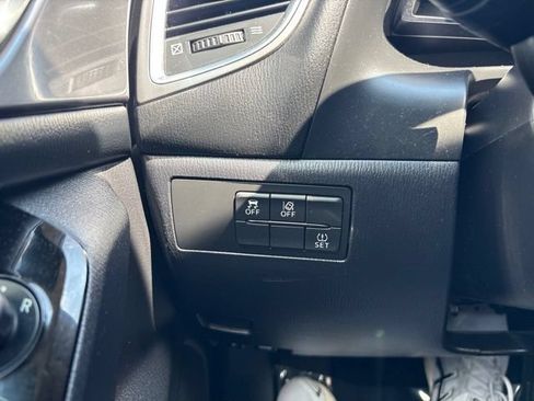 Used 2018 MAZDA MAZDA3 Grand Touring w/ Premium Equipment Package FWD image 16