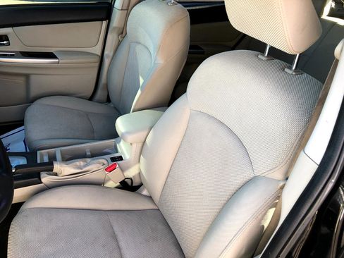 Used 2015 Subaru Crosstrek 2.0i Premium w/ Popular Package #2 image 12