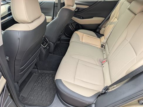 Used 2025 Subaru Outback Limited AWD/4WD image 26