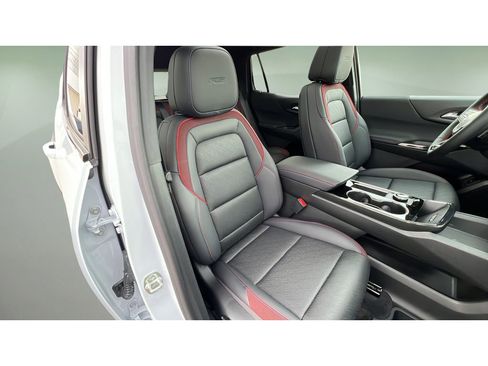 New 2026 Chevrolet Equinox RS w/ Convenience Package III AWD/4WD image 32