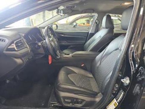 Used 2021 Toyota Camry SE image 22