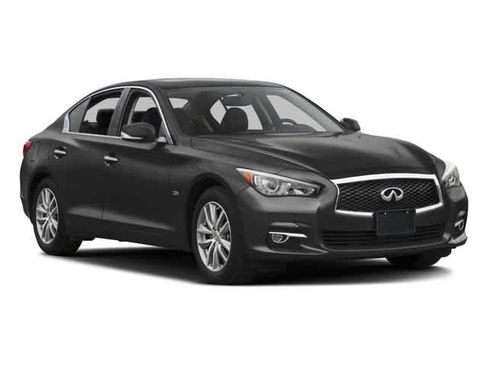 Used 2017 INFINITI Q50 Signature Edition w/ All Weather Package (L93) AWD/4WD image 9