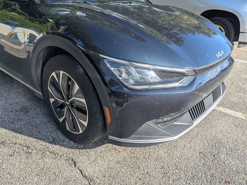Used 2024 Kia EV6 Light RWD image 19