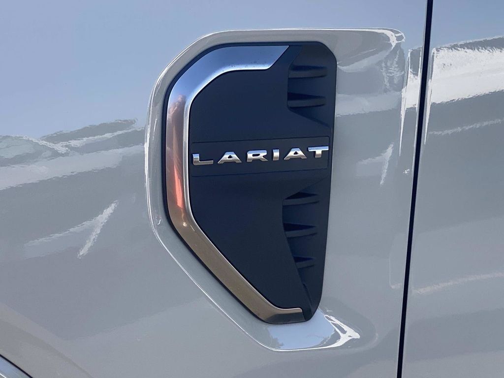New 2026 Ford Ranger Lariat w/ Black Appearance Package AWD/4WD image 8